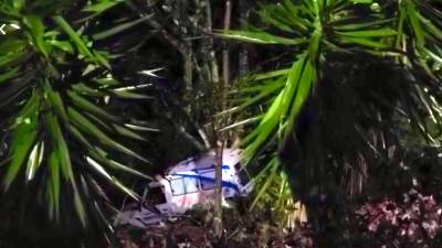 La ambulancia cayó a la hondonada.