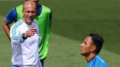 Zidane no descartó la salida del portero tico Keylor Navas del club madridista. Foto Mundo Deportivo.