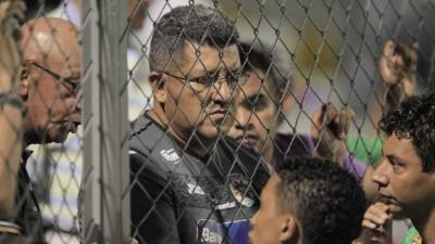 Jairo Ríos estuvo en las gradería del estadio Morazán.