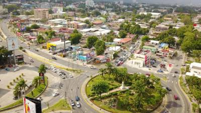 San Pedro Sula está teniendo un fuerte desarrollo en infraestructura vial, lo cual motiva a empresarios a invertir.