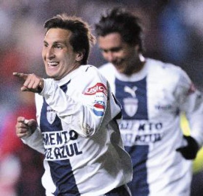 Un cansado Pachuca se mide a Pumas