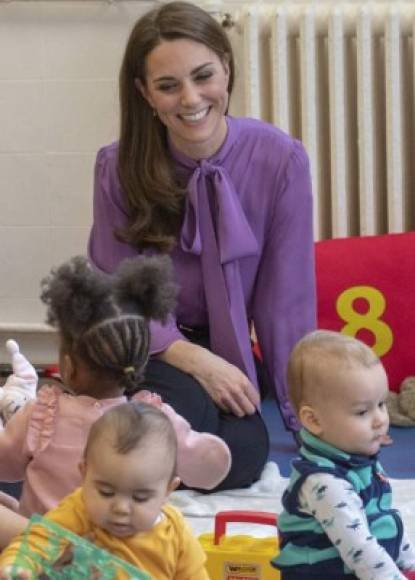 La duquesa visitó el Centro para niños Henry Fawcett para aprender más sobre el trabajo que realizan las organizaciones locales en Lambeth y su socios para apoyar a los niños pequeños y sus familias.