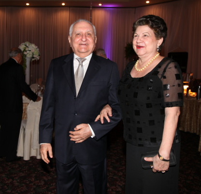 Los novios son bendecidos