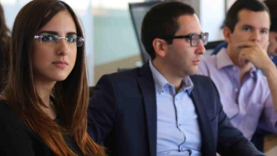 El estudio destaca que a pesar de que las mujeres son una fuerza económica y representan más de la mitad del talento regional, están subrepresentadas en las empresas de Latinoamérica.