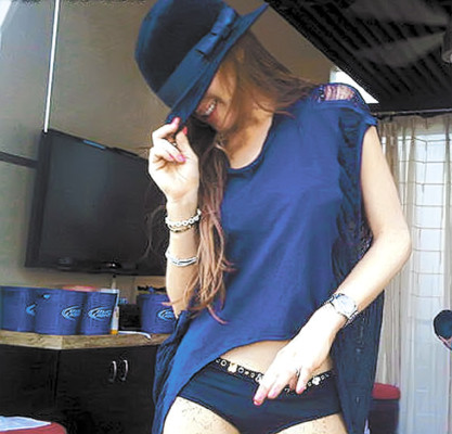 Parientes y famosos rinden homenaje a Jackson