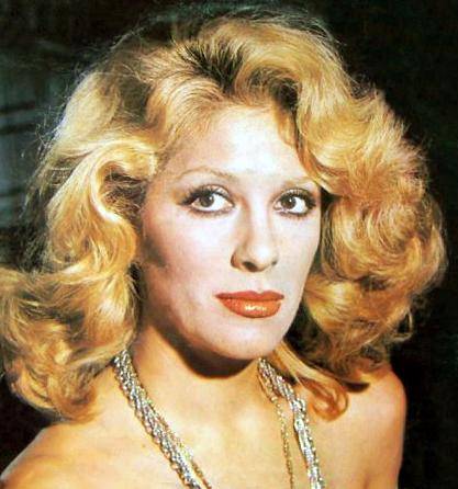 Una vez que entró en la etapa adulta de su vida, tuvo exitosos estelares como “Huracán Ramírez y la monjita negra” (1973), “Anónimo mortal” (1975), y “La mujer es un buen negocio” (1976).