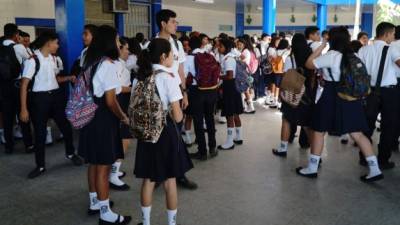 Archivo. Los estudiantes de séptimo grado desertan más.