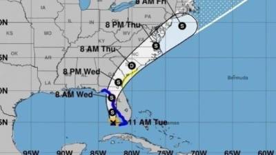 Según el pronóstico del NHC, Elsa se moverá 'cerca o sobre partes de la costa oeste de Florida' esta noche y temprano en la mañana del miércoles y tocará tierra a lo largo de la costa norte del Golfo en la mañana', para luego atravesar el jueves el sureste de Estados Unidos. AFP