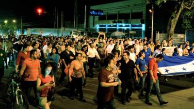Los empleados de las empresas de Grupo Continental realizando una protesta en San Pedro Sula. Foto de archivo.