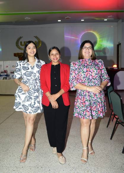 Amy Maldonado, Angela Soler y Erika Hernández