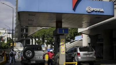 El Gobierno de Venezuela, insistió en que debe haber una política del manejo responsable de la gasolina. Foto.EFE