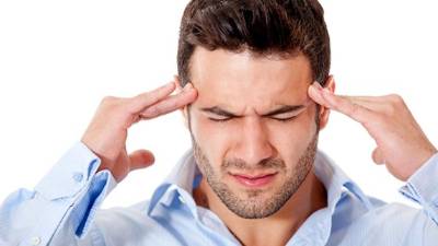 El virus del Nilo Occidental se parece a una gripe que presenta síntomas como fiebre, dolor de cabeza y dolor muscular