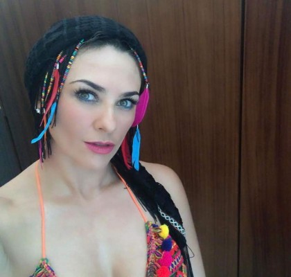 Aracely Arámbula se ve espectacular a los 41