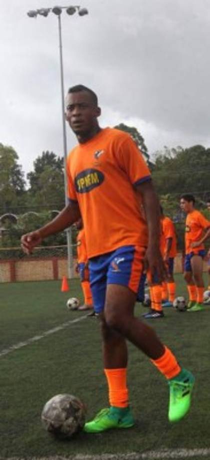 Jackson Palacios: El volante colombiano es otro de los que se encuentra a prueba con la UPNFM.