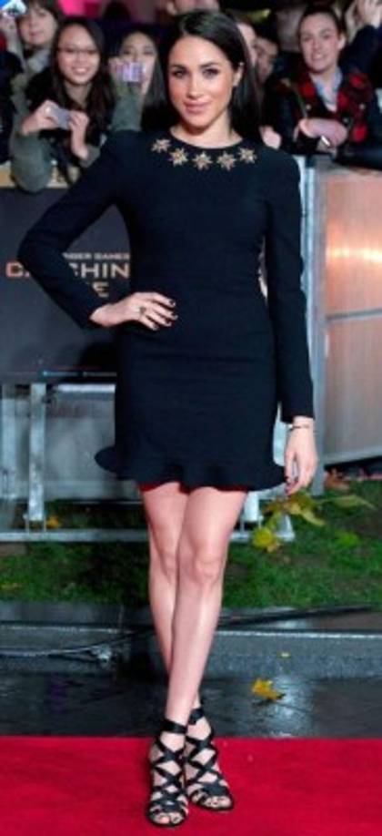 Amistades cercanas de la actriz revelaron a Morton que Meghan tenía una 'obsesión con la realeza británica, se quería convertir en Diana 2.0', confesó su mejor amiga de la infancia, Ninaki Priddy.