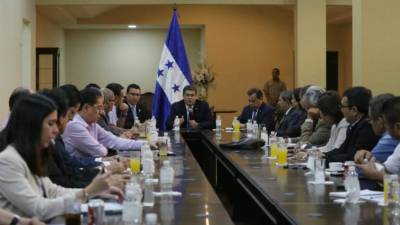 A la reunión de ayer asistieron los líderes de la Iglesia católica, el sector transporte, universidades públicas y privadas y las Ong.
