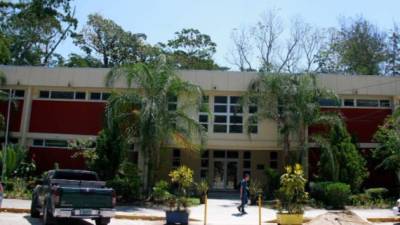 El nuevo edificio de la biblioteca central de la Unah-vs funcionará a partir de hoy para que los alumnos puedan hacer sus tareas y trabajos de investigación.