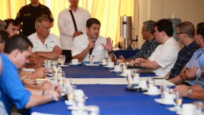 Juan O. Hernández se reunió el fin de semana con dirigentes y empresarios del sur.