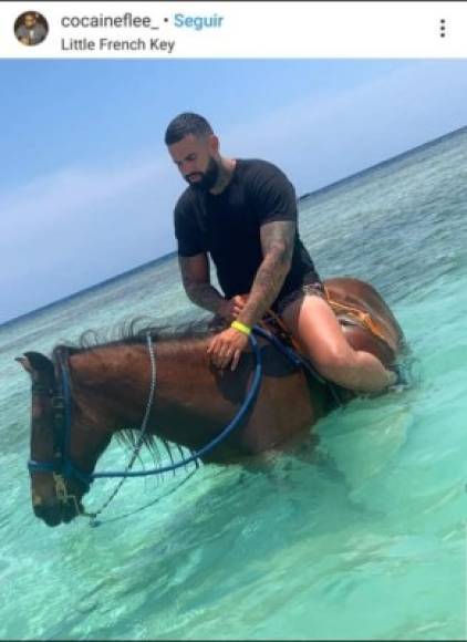 Los visitantes disfrutan de los númerosas actividades que ofrece el lugar. En Little French Key se puede andar en caballo.