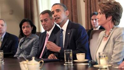 El presidente Obama continúa abordando la crisis migratoria.