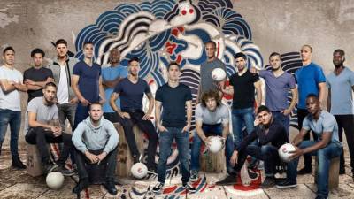 Este es el superequipo de estrellas 2014, de Pepsi. A la izquierda, Maynor Figueroa.