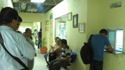 En esta oficina se debe hacer el reclamo para el reembolso.