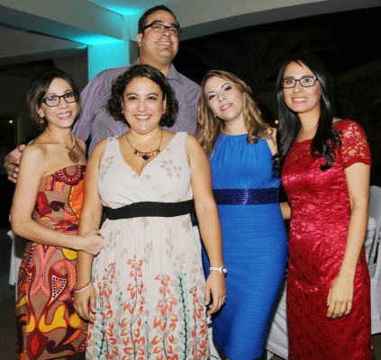 Los graduados 1995 del Cedem se reúnen