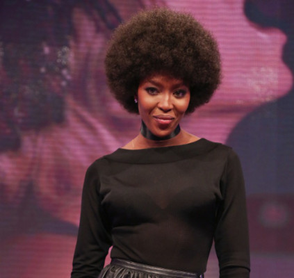 Naomi Campbell quiere hijos, tenga pareja o no