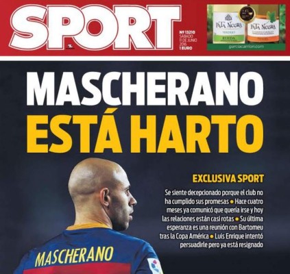 Argentina's midfielder Javier Mascherano (L) controls the ball ahead of Nigeria's forward Kelechi Iheanacho (R) during the Russia 2018 World Cup Group D football match between Nigeria and Argentina at the Saint Petersburg Stadium in Saint Petersburg on June 26, 2018. / AFP PHOTO / CHRISTOPHE SIMON / RESTRICTED TO EDITORIAL USE - NO MOBILE PUSH ALERTS/DOWNLOADS