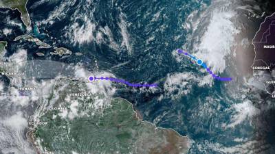 Los fenómenos 91-L y tormenta Julia (depresión 12) se desplazan por el Atlántico.