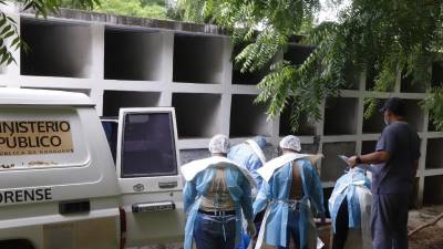 Los cuerpos fueron enterrados en un cementerio del sector Rivera Hernández.