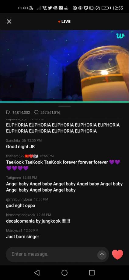 De pronto JK desapareció de la cámara, solo sus ronquidos se empezaron a escuchar. Después de unos minutos se apagó el Live. Se especula que alguien del staff de Weverse desconectó la transmisión y que intencionalmente la borró de la cuenta, porque la grabación de todo ese En Vivo del 3 de marzo 2023 no quedó guardada en los archivos de la plataforma, como todos los En Vivos de los BTS.