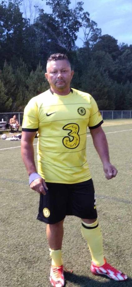 “CD Vida por este medio comunica a jugadores , amigos y demás personas que conocieron a nuestro amigo, compañero de equipo y quiénes compartimos otras facetas en la vida de Edgardo Mendoza”, anunció su equipo en la Liga de Veteranos de Durham.