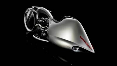 La Full Moon es la moto perfecta para iluminar en la oscuridad.