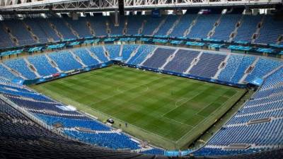 El Estadio Krestovski es un estadio de fútbol ubicado en la ciudad de San Petersburgo, Rusia. Es el estadio local del FC Zenit San Petersburgo .