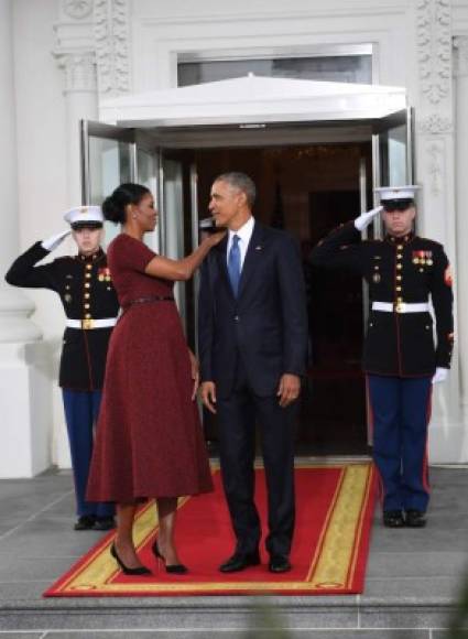 En todo momento la pareja Obama se vio cariñosa.