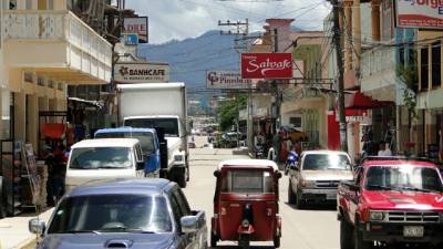Morazán registra un acelerado crecimiento comercial. La creación de un Cuerpo de Bomberos es una necesidad para proteger la inversión.