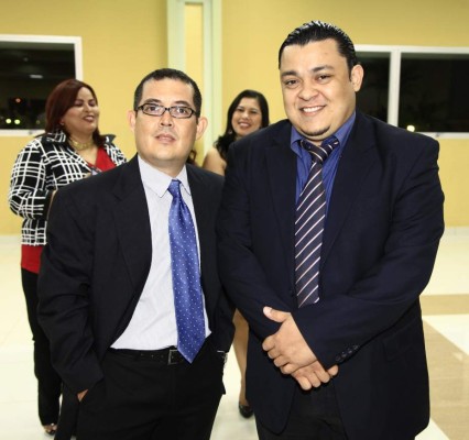 Brindis por el éxito profesional