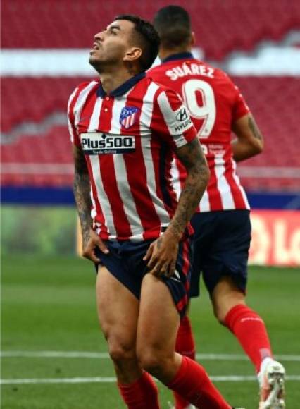 Ángel Correa también lo intentó pero no pudo marcar.