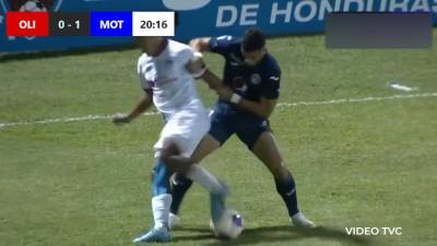 Video: El espectacular caño de Bryan Moya a Marcelo Santos en el Olimpia - Motagua