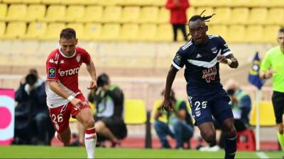 Alberth Elis ya empezó a sudar la camiseta del Girondins de Burdeos en Francia.