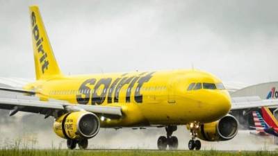 Spirit opera más de 650 vuelos diarios a 77 destinos en los EEUU, América Latina y el Caribe.
