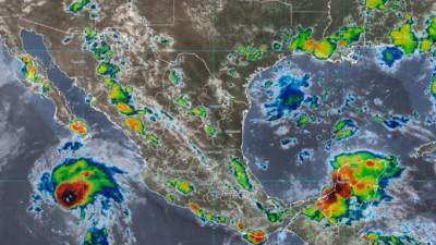 La tormenta Howard dejará fuertes lluvias en la costa del Pacífico mexicano.