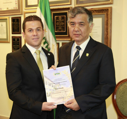 Embajador de Japón Kenji Okada recibe bienvenida