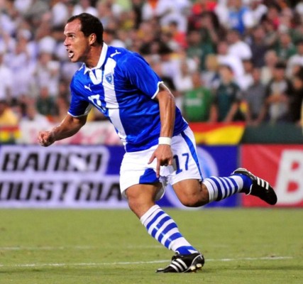 Ex futbolista Dwight Pezzarossi es capturado por su vinculación en mafia política