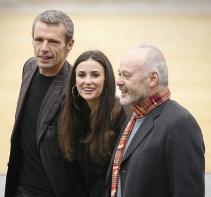 San Sebastián premia la ternura de Wayne Wang y su 'Mil años de oración'