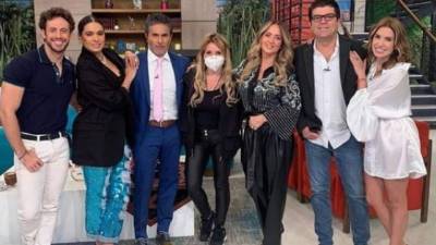 El elenco del programa 'Hoy' de Televisa.