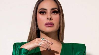 La actriz y conductora mexicana Galilea Montijo encendió su cuenta de Instagram este jueves, al publicar una fotografía en un sexy y ajustado vestido.