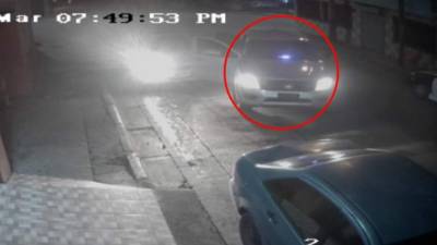 En seis segundos hicieron más de 20 disparos contra el taxista y su pasajero.