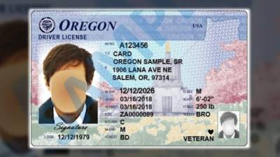 Las licencias emitidas en ambos estados, no cumplirán con la norma federal de identificación personal Real ID, que permite, entre otras cosas, abordar aviones.